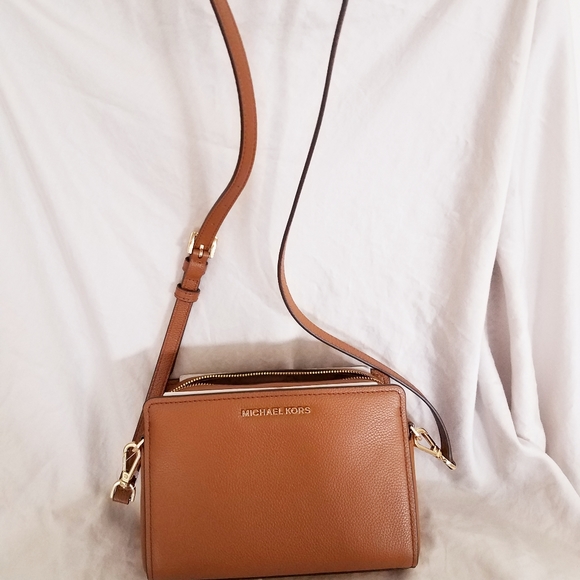 Michael Kors Brown Leather Crossbody - Picture 2 of 11